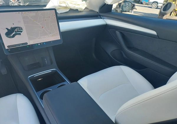 Tesla Model 3 cena 57900 przebieg: 20000, rok produkcji 2021 z Tykocin małe 497